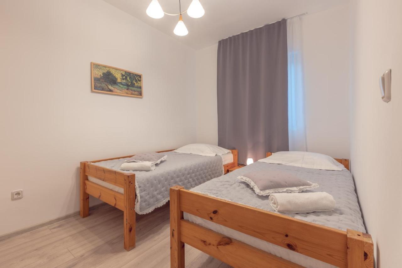 Holiday Home Insulam Mare Trogir Luaran gambar